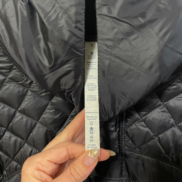 LULULEMON DOWN FOR A RUN PULLOVER - Picture 9 of 9